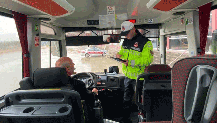 Bolu'da trafik denetimlerinde 3 milyon 19 bin lira ceza